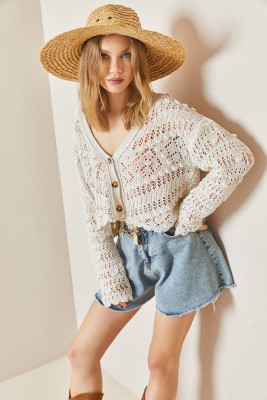 Bej Ajurlu Düğmeli Crop Hırka 3YXK3-47026-25 - 4