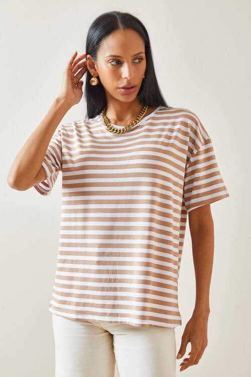 Bej Çizgili Oversize Basic Tişört 5YXK1-48262-25 - 2