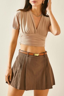 Bej Kruvaze Yaka Dökümlü Crop Bluz 5YXK2-48472-25 