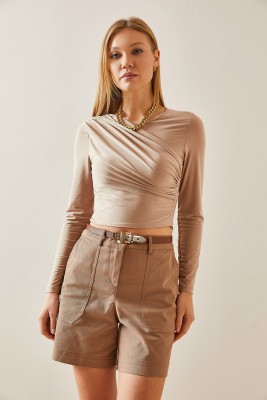 Bej Kruvaze Yaka Drapeli Crop Bluz 4KXK2-47776-25 - 4