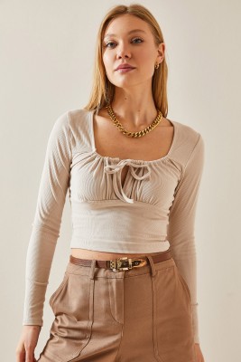 Bej U Yaka Bağcıklı Kaşkorse Crop Bluz 4KXK2-47775-25 - 3