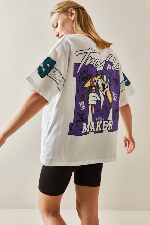 Beyaz Bisiklet Yaka Arkası Baskılı Oversize Tişört 4KXK1-47898-01 - 5
