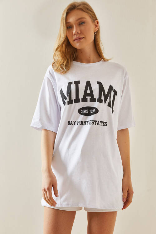 Beyaz Bisiklet Yaka Yazılı Oversize Midi Tişört 5YXK1-48008-01 - 2