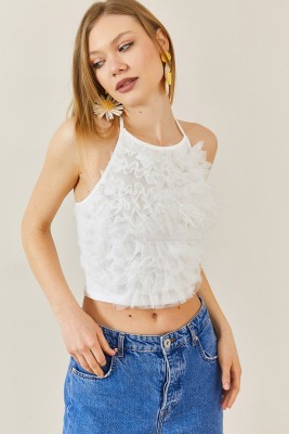 XHAN - Beyaz Halter Yaka & Sırt Dekolteli Crop Bluz 3YXK2-46879-01