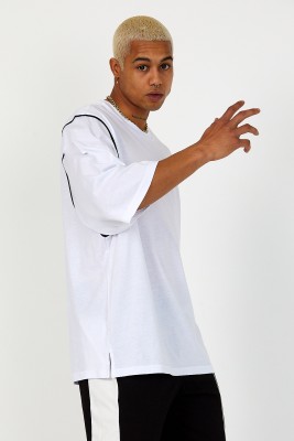 Beyaz Oversize Reglan Kol Yazılı Tişört 2YXE2-46287-01 - 2