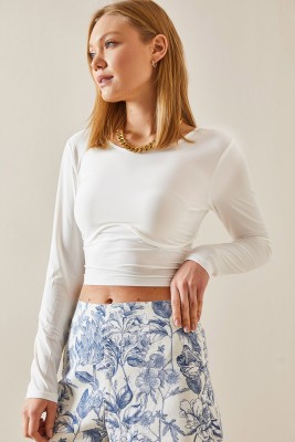 Beyaz Sırt Dekolteli Biyeli Crop Bluz 4KXK2-47781-01 - 4