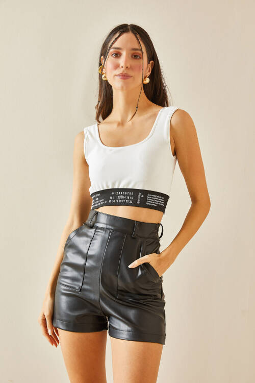 Beyaz U Yaka Lastikli Crop Bluz 5YXK2-48381-01 - 3