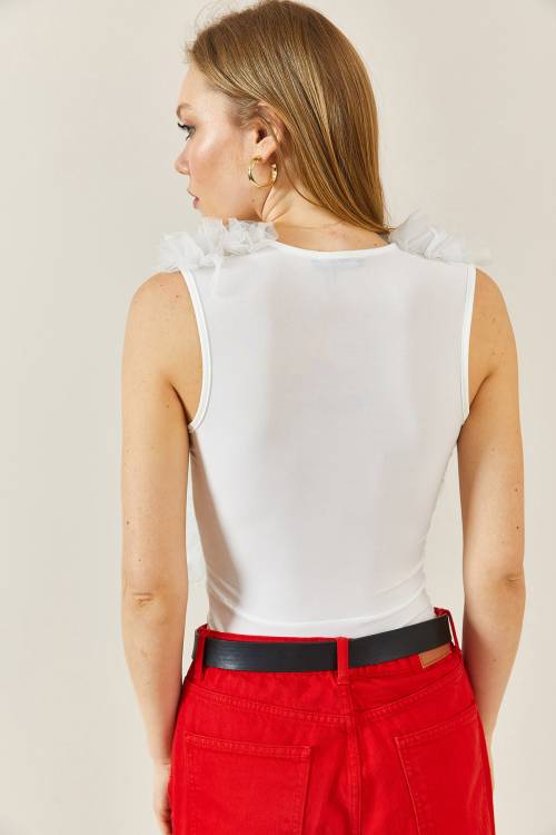 Beyaz V Yaka Tütü Detaylı Çıtçıtlı Bluz 3YXK2-46878-01 - 7