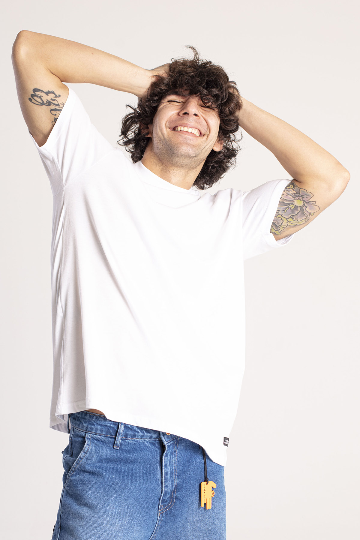 Beyaz Yakası Kalın Ribanalı Oversize Tişört 1KXE1-44667-01 - 5