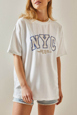 Beyaz Yazılı Bisiklet Yaka Oversize Tişört 5YXK1-47969-01 - XHAN
