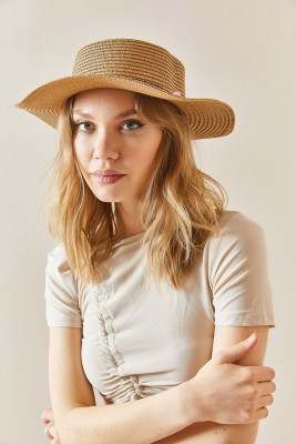 Camel Rengi Ponponlu Yuvarlak Hasır Şapka 3YXK9-47060-53 - 3
