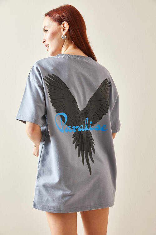 Gri Bisiklet Yaka Arkası Baskılı Oversize Tişört 5YXK1-48210-03 - 5