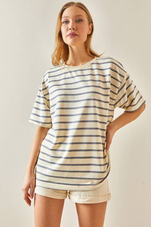 Gri Çizgili & Bisiklet Yaka Oversize Tişört 4KXK1-47928-03 - 3