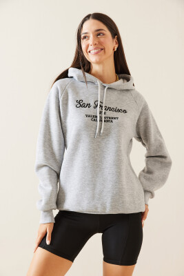 Gri Kapüşonlu Nakışlı Sweatshirt 5KXK8-48985-03 - 3