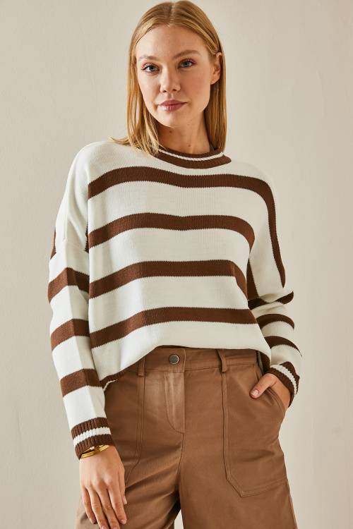 Kahverengi Bisiklet Yaka Çizgili Crop Kazak 4KXK3-47589-18 - 3
