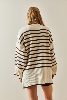 Kahverengi Bisiklet Yaka Çizgili Oversize Kazak 3YXK3-47534-18 - 6