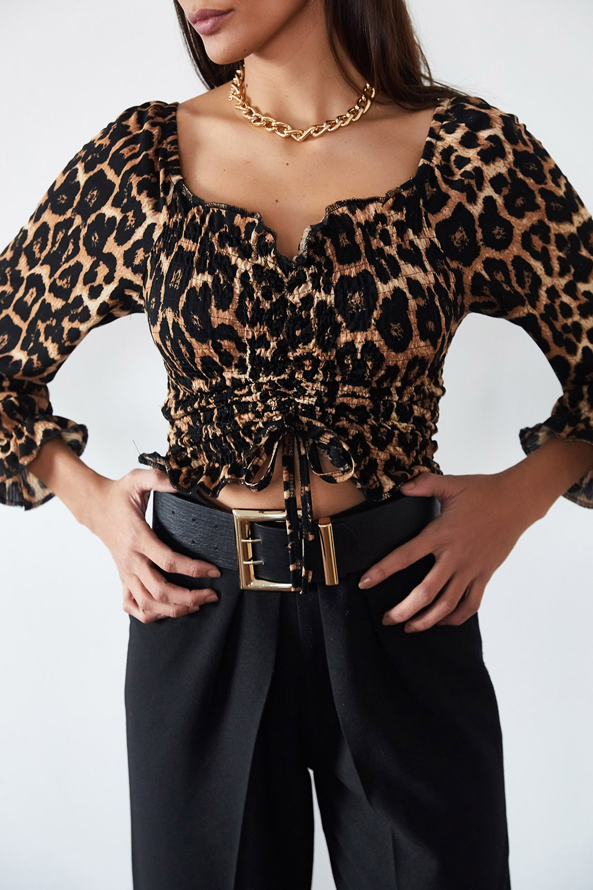 Kahverengi Leopar Desenli Gipeli Büzgülü Bluz 1KXK2-44718-60 - 2