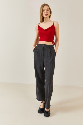 Kırmızı Degaje Yaka Yanı Büzgülü Crop Bluz 3YXK2-46885-04 - 2