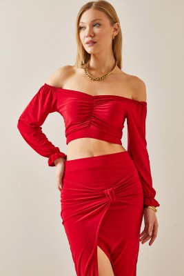 Kırmızı Düşük Omuz Büzgülü Crop Bluz 4KXK2-47782-04 - 2