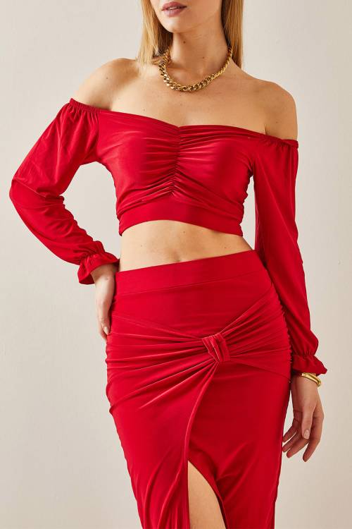Kırmızı Düşük Omuz Büzgülü Crop Bluz 4KXK2-47782-04 - 1