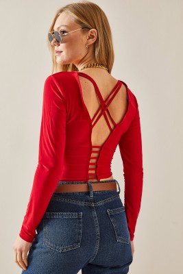 Kırmızı Sırt Dekolteli Biyeli Crop Bluz 4KXK2-47781-04 - 2