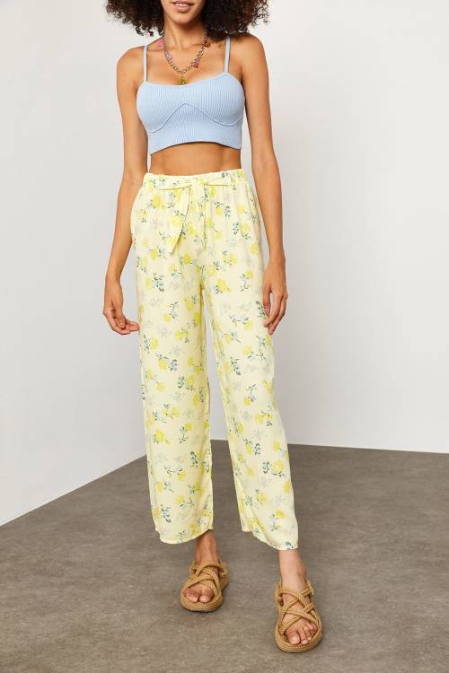 Krem Beli Lastikli Çiçekli Pantolon 2KXK5-45691-19 - 5
