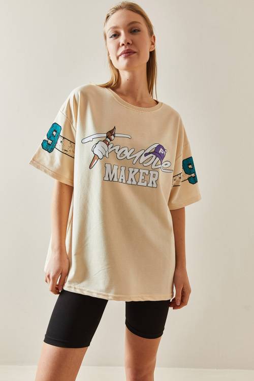 Krem Bisiklet Yaka Arkası Baskılı Oversize Tişört 4KXK1-47898-22 - 3