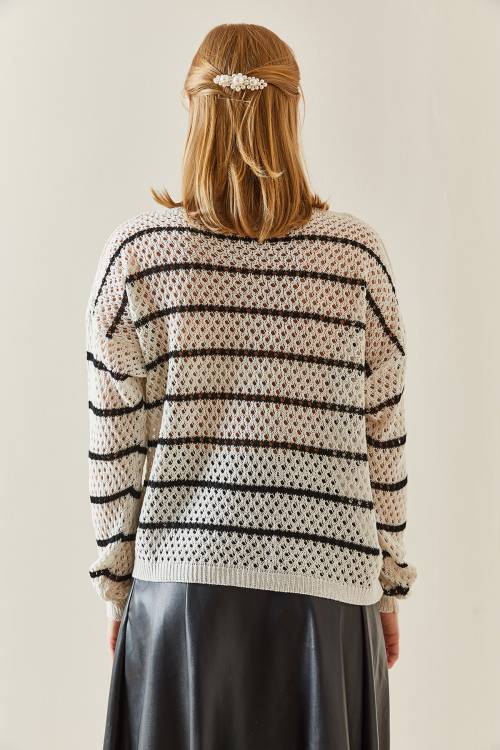Krem Oversize Delikli & Çizgili Salaş Kazak 4KXK3-47737-22 - 7