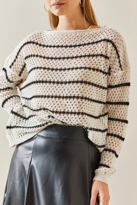 Krem Oversize Delikli & Çizgili Salaş Kazak 4KXK3-47737-22 - XHAN