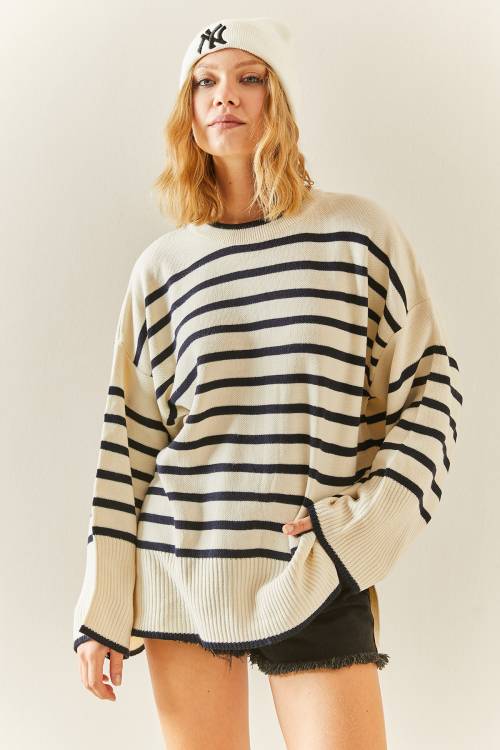 Lacivert Bisiklet Yaka Çizgili Oversize Kazak 3YXK3-47534-14 - 4
