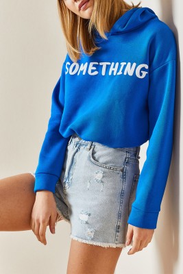 Mavi Kapüşonlü & Yazılı Crop Sweatshirt 4KXK8-47744-12 - XHAN