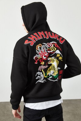 Siyah Arkası Baskı Detaylı Kapüşonlu Sweatshirt 2KXE8-45370-02 
