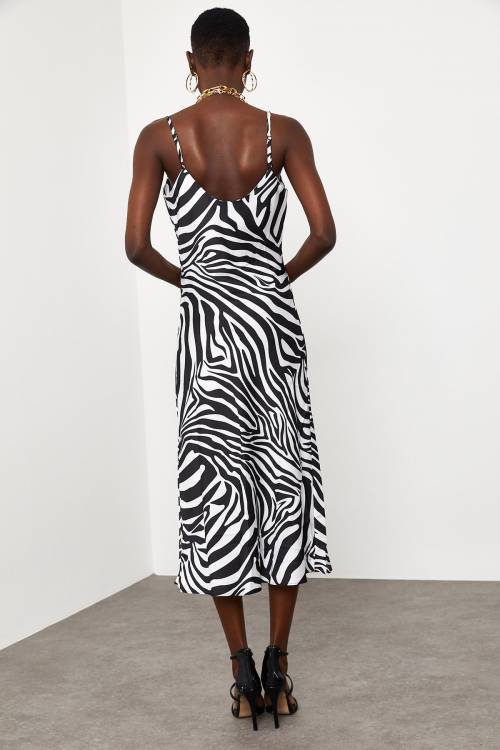 Siyah & Beyaz Zebra Desenli Saten Midi Elbise 1KXK6-44829-86 - 6