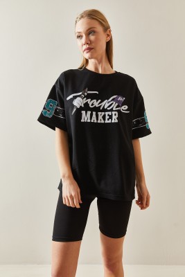 Siyah Bisiklet Yaka Arkası Baskılı Oversize Tişört 4KXK1-47898-02 - 3
