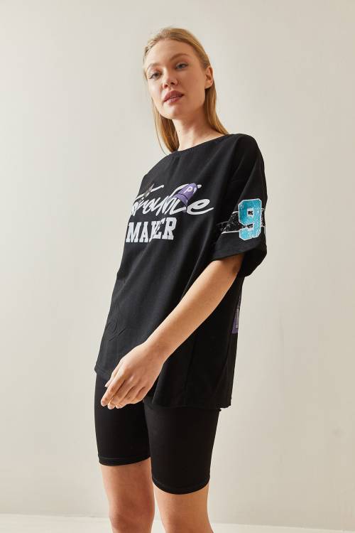 Siyah Bisiklet Yaka Arkası Baskılı Oversize Tişört 4KXK1-47898-02 - 4