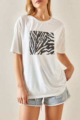 Siyah Bisiklet Yaka Baskılı Oversize Tişört 4KXK1-47924-02 - XHAN