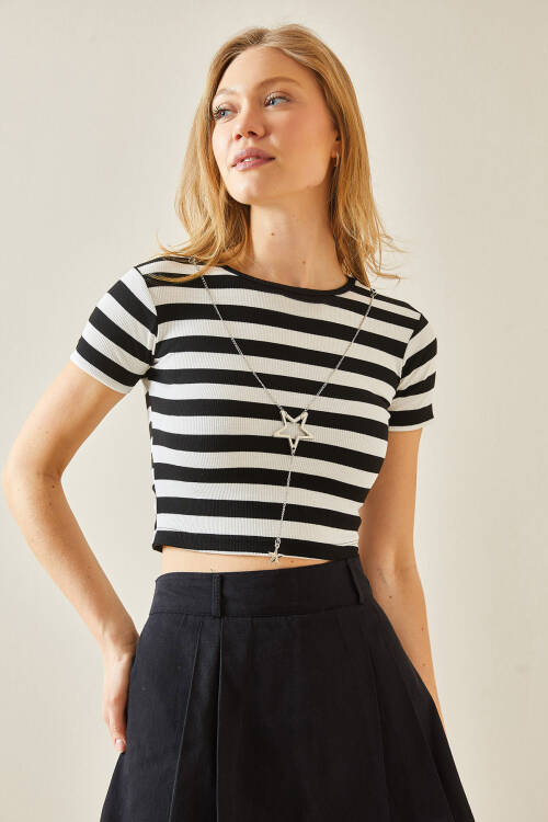 Siyah Bisiklet Yaka Çizgili Kaşkorse Crop Bluz 5YXK2-48224-02 - 3