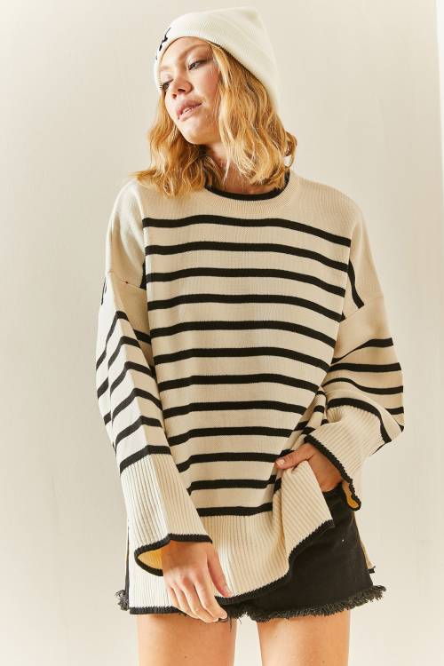 Siyah Bisiklet Yaka Çizgili Oversize Kazak 3YXK3-47534-02 - 6