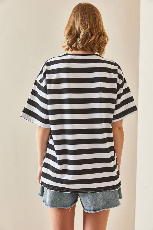 Siyah Bisiklet Yaka Çizgili Oversize Tişört 3YXK1-47086-02 - 6