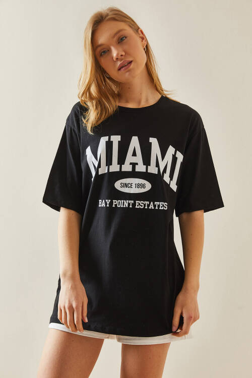 Siyah Bisiklet Yaka Yazılı Oversize Midi Tişört 5YXK1-48008-02 - 2