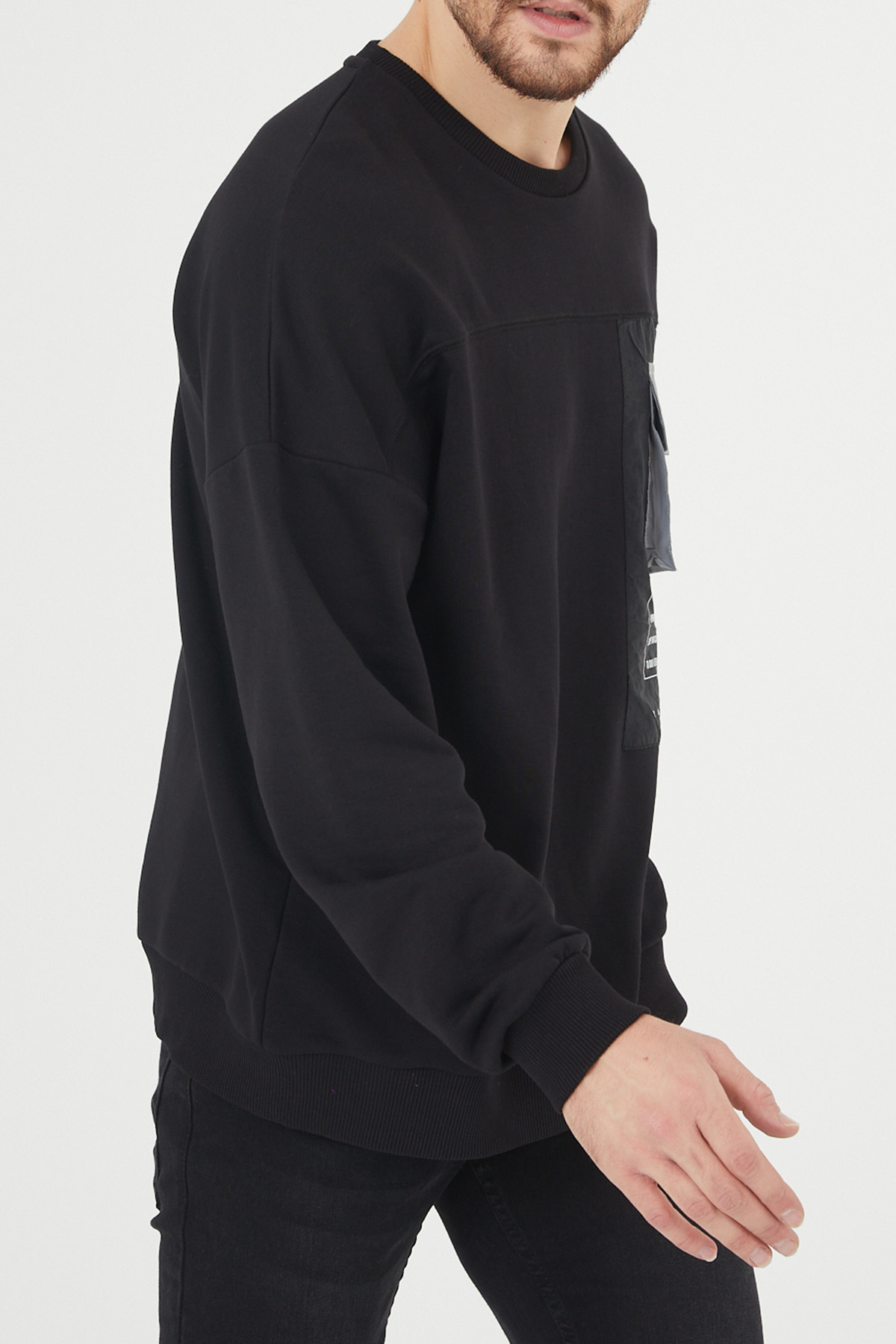 Siyah Cep Detaylı Sweatshirt 1KXE8-44395-02 - 2