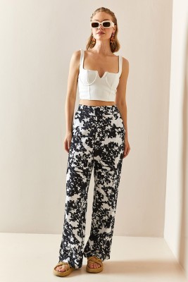 Siyah Çiçek Desenli Salaş Pantolon 3YXK5-47334-02 
