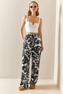 Siyah Çiçek Desenli Salaş Pantolon 3YXK5-47334-02 - 2