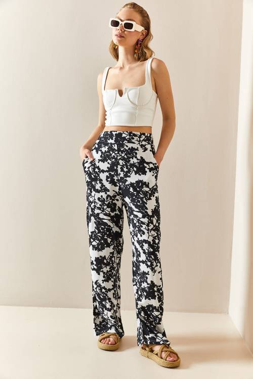 Siyah Çiçek Desenli Salaş Pantolon 3YXK5-47334-02 - 3