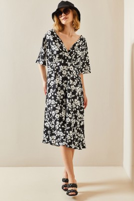 XHAN - Siyah Çiçekli Dekolteli Midi Elbise 3YXK6-47314-02