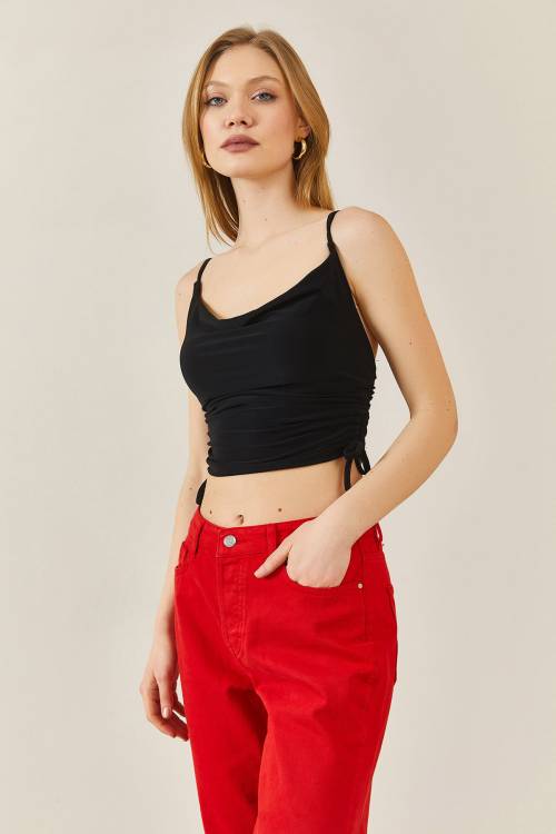 Siyah Degaje Yaka Yanı Büzgülü Crop Bluz 3YXK2-46885-02 - 2