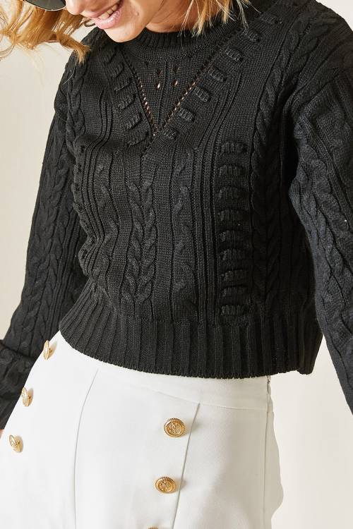Siyah Delikli Crop Kazak 3YXK3-47506-02 - 1