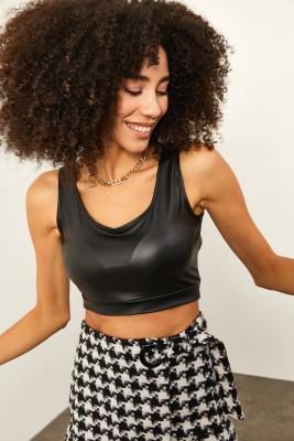 Siyah Deri Crop Bluz 2KXK2-45795-02 - 1