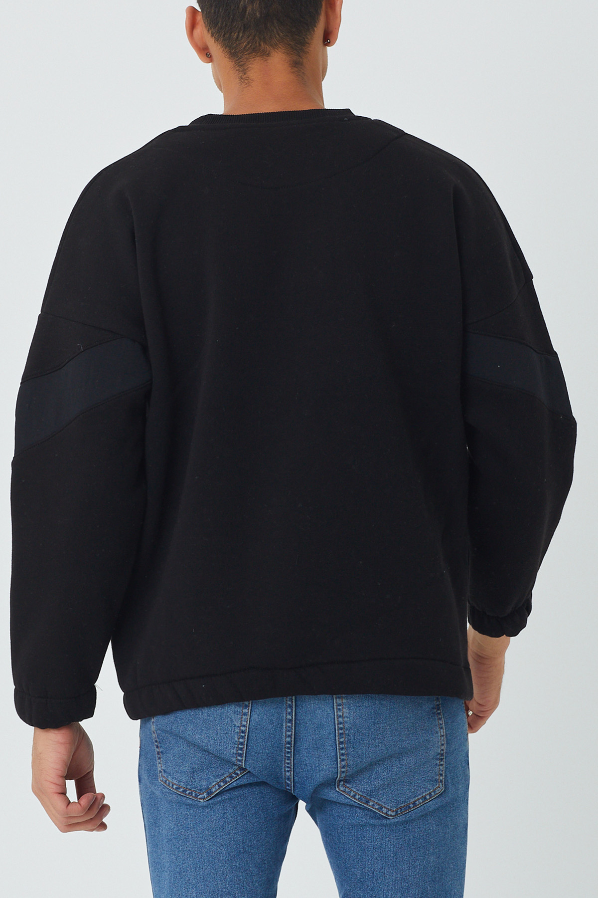 Siyah Fermuar Detaylı Nakışlı Sweatshirt 1KXE8-44329-02 - 5