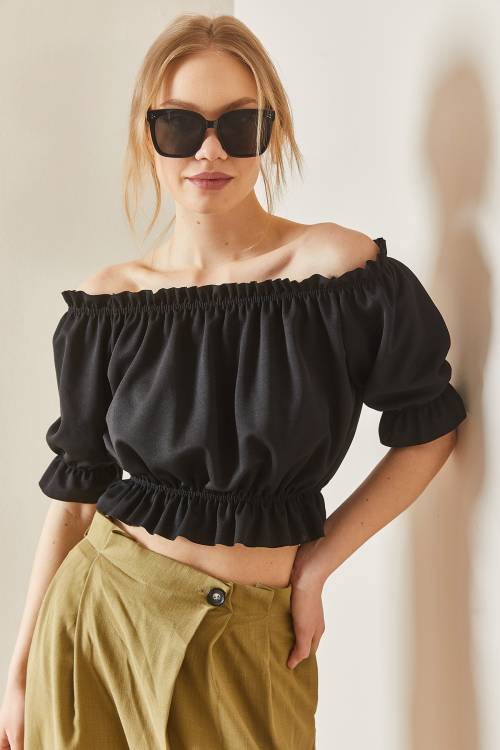 Siyah Kayık Yaka Büzgülü Crop Bluz 3YXK2-47030-02 - 1